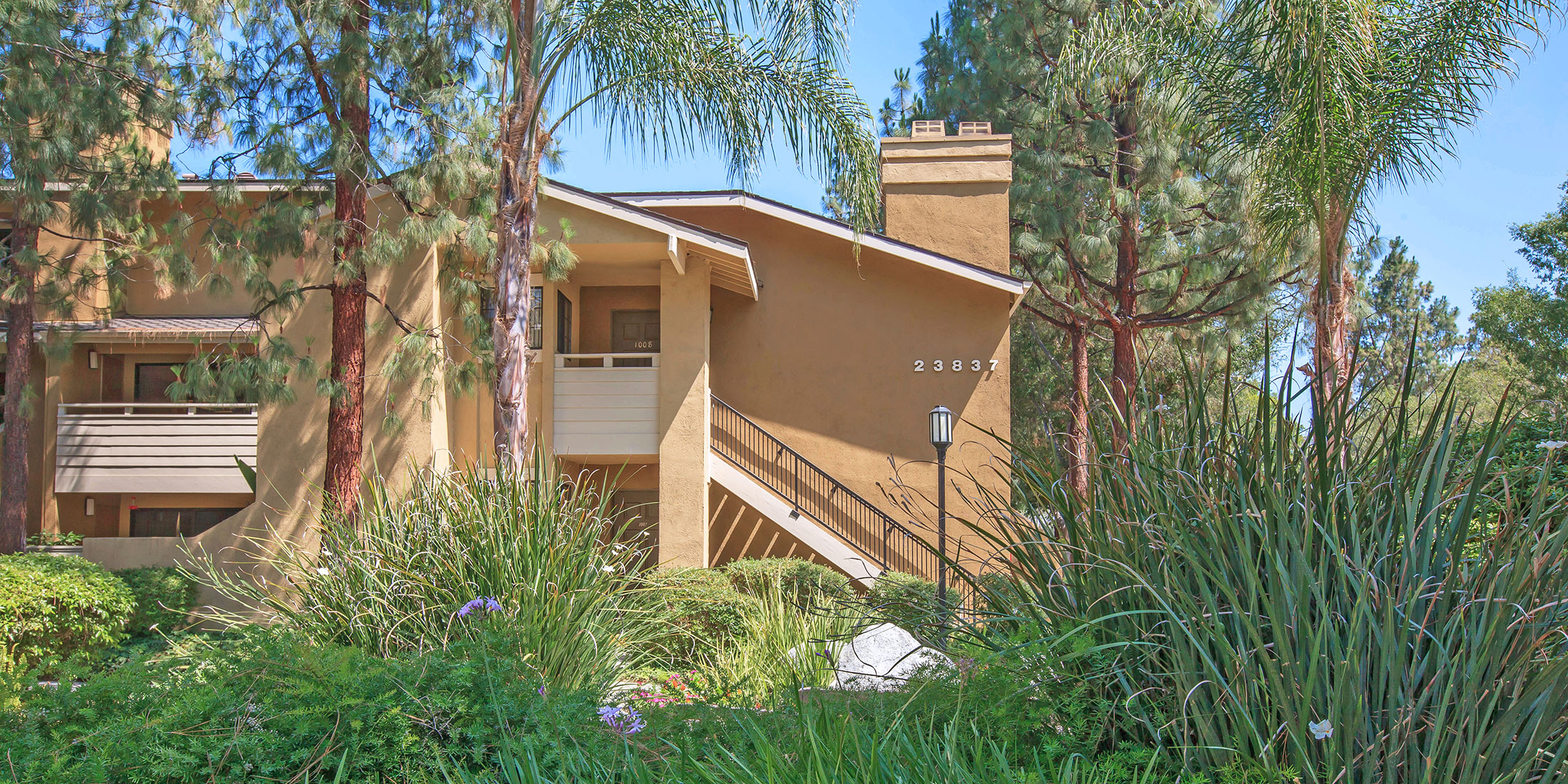 StoneCreek Apartment Homes Apartments in Valencia, CA